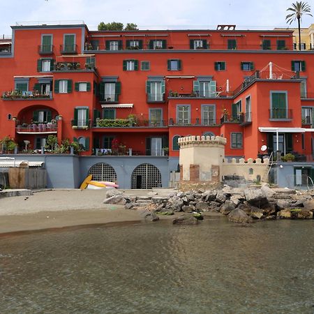 La Casetta Con La Spiaggia نابولي المظهر الخارجي الصورة
