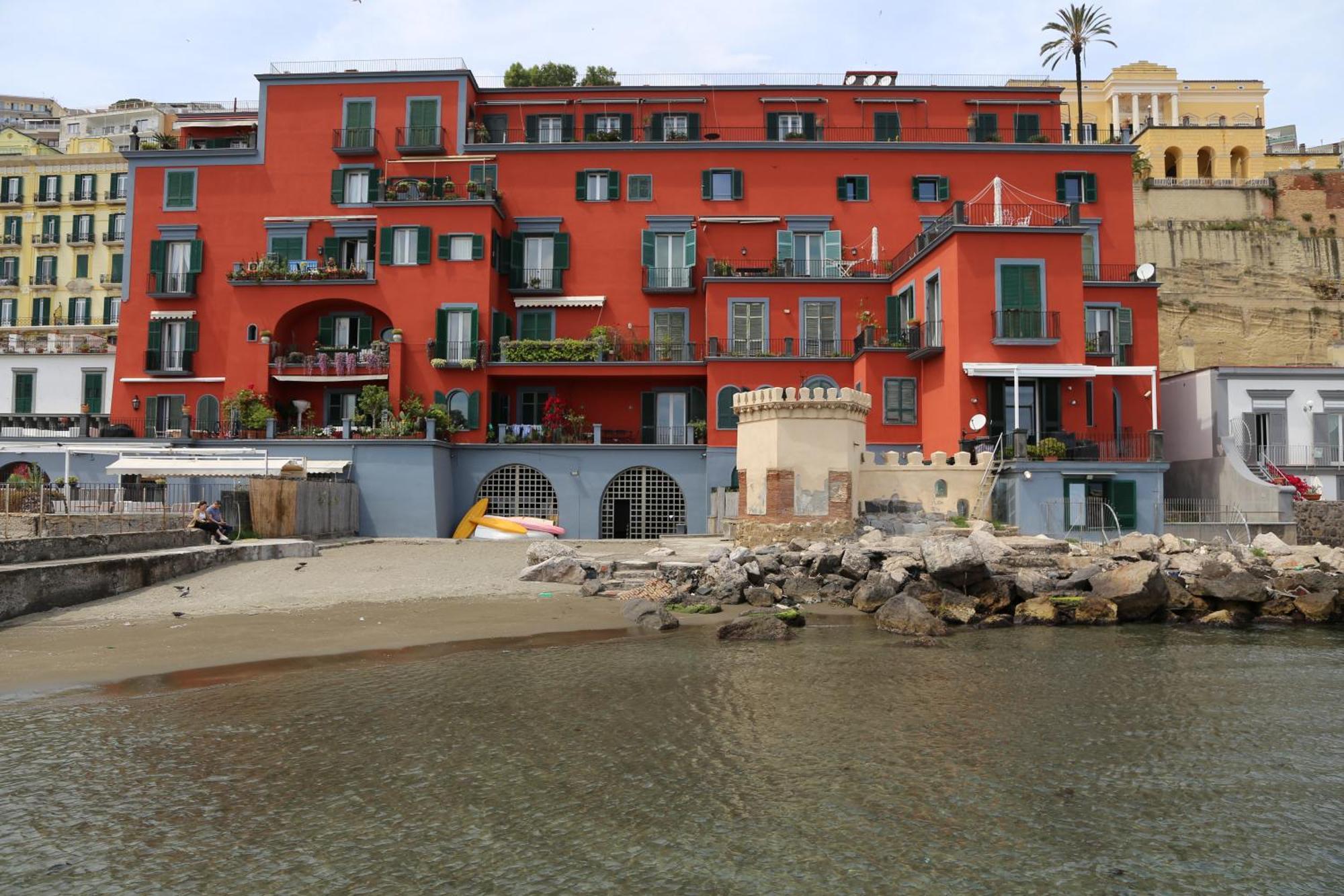 La Casetta Con La Spiaggia نابولي المظهر الخارجي الصورة