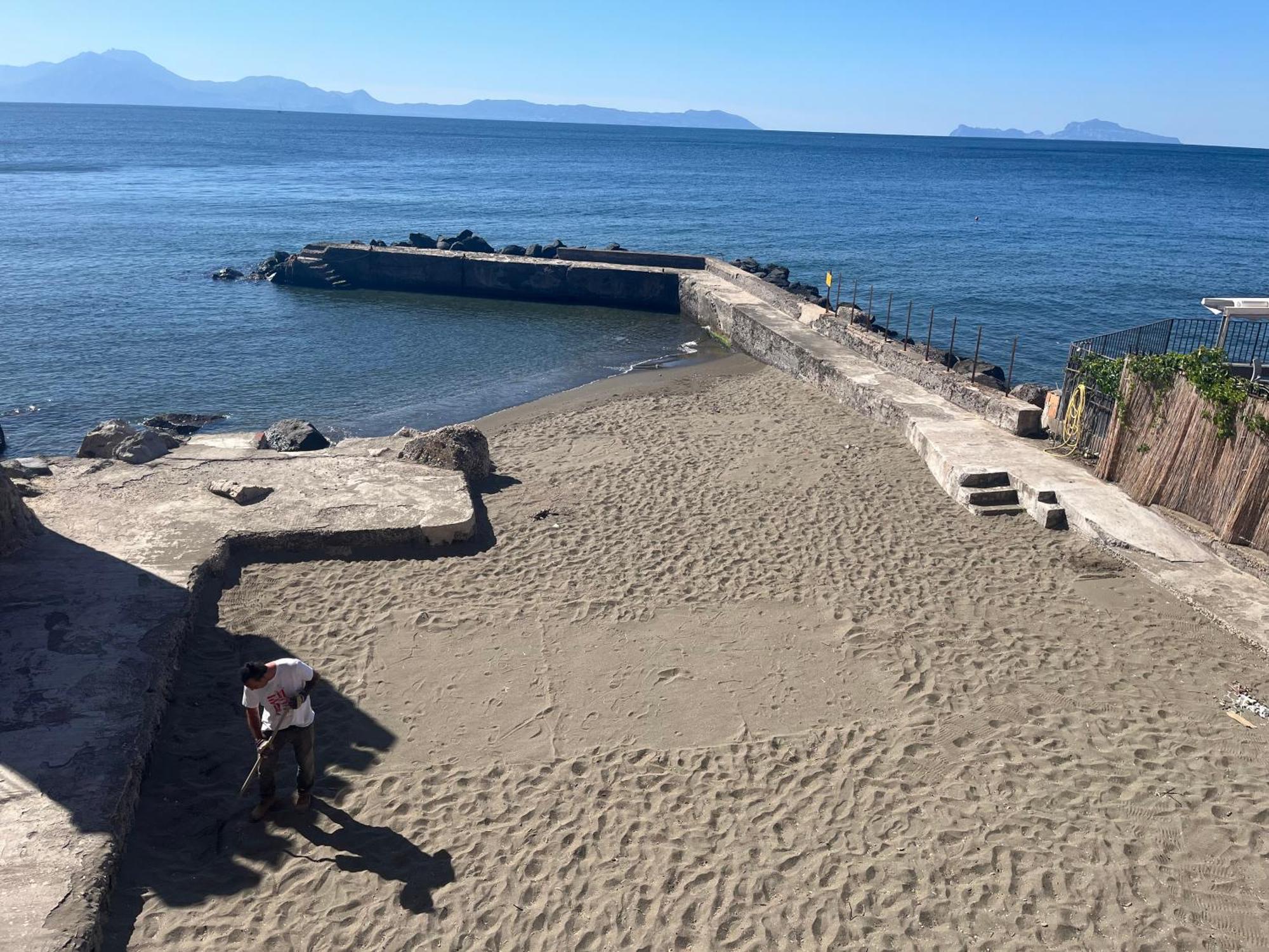La Casetta Con La Spiaggia نابولي المظهر الخارجي الصورة